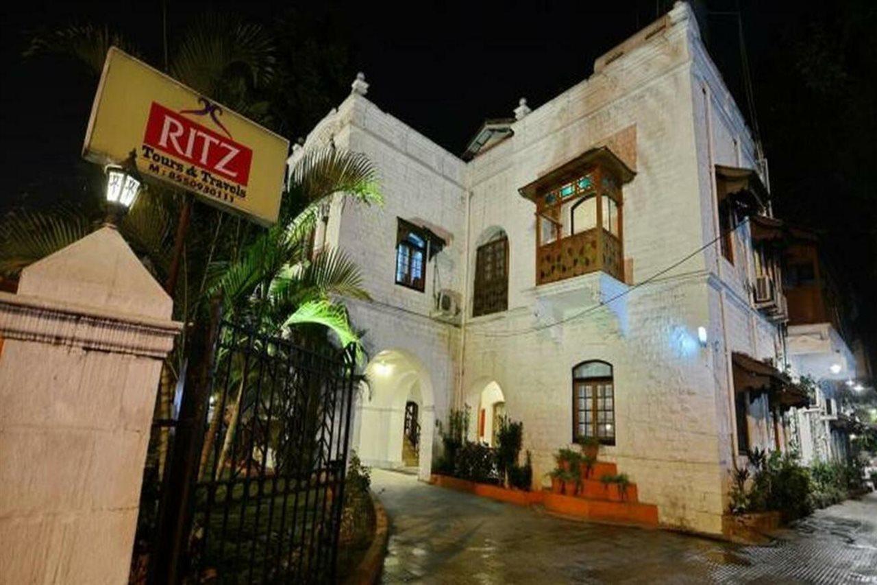 Hotel Ritz Pune Ngoại thất bức ảnh