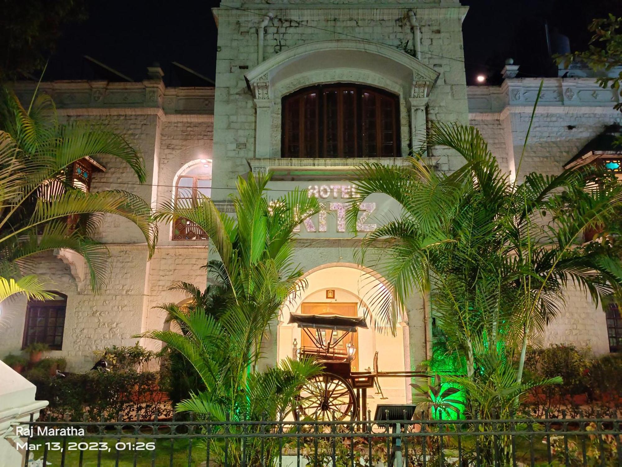 Hotel Ritz Pune Ngoại thất bức ảnh