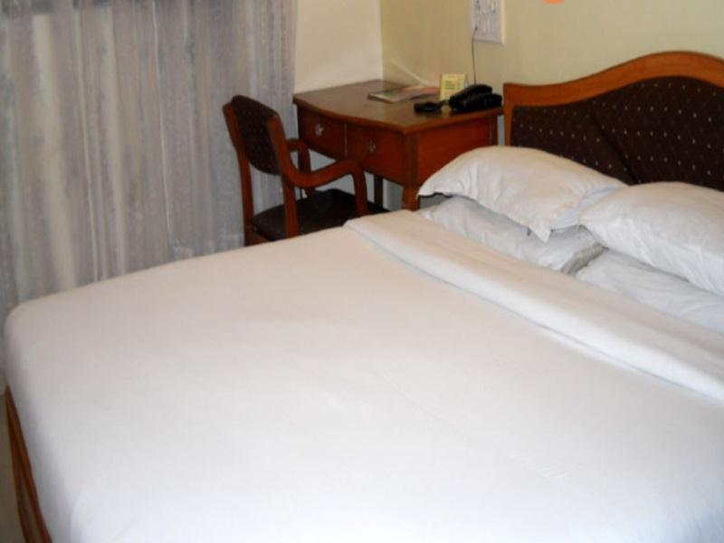 Hotel Ritz Pune Ngoại thất bức ảnh