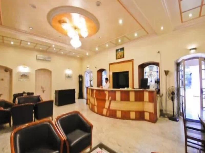 Hotel Ritz Pune Ngoại thất bức ảnh