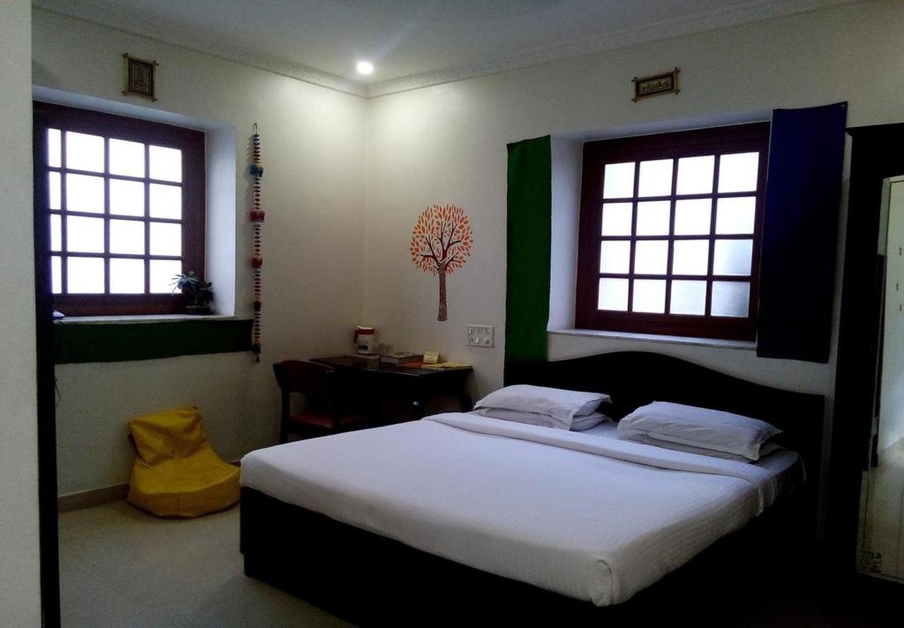 Hotel Ritz Pune Ngoại thất bức ảnh