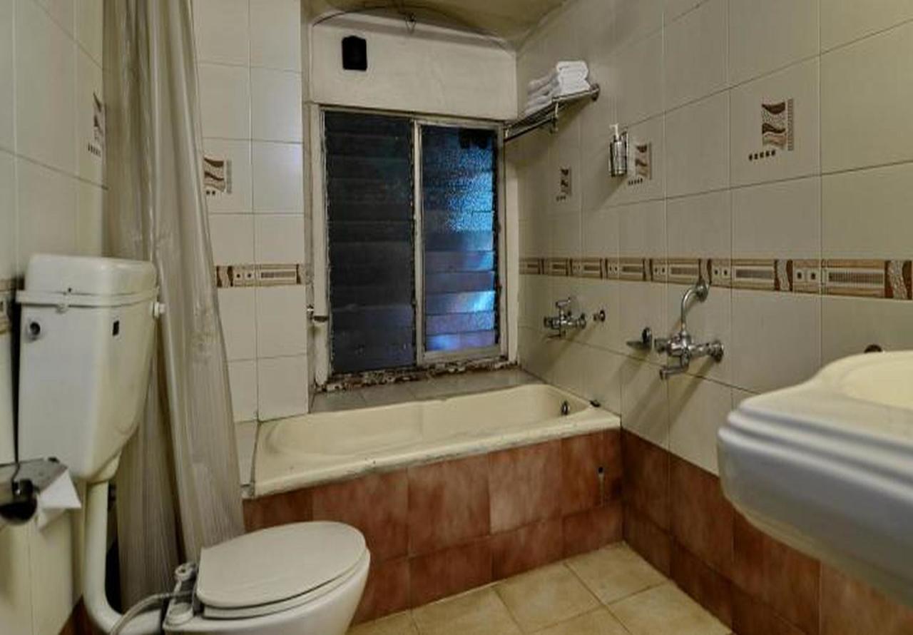 Hotel Ritz Pune Ngoại thất bức ảnh