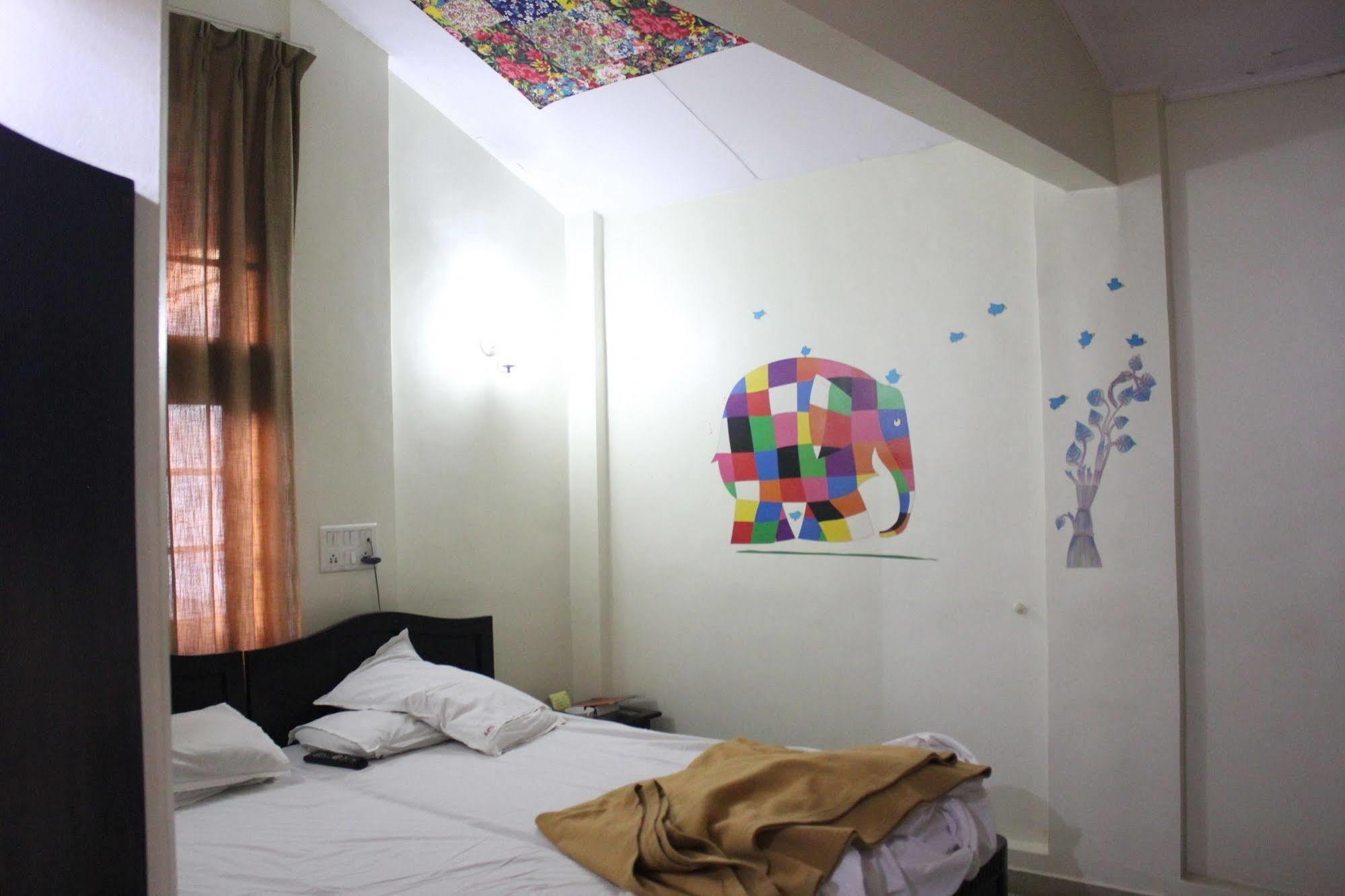 Hotel Ritz Pune Ngoại thất bức ảnh