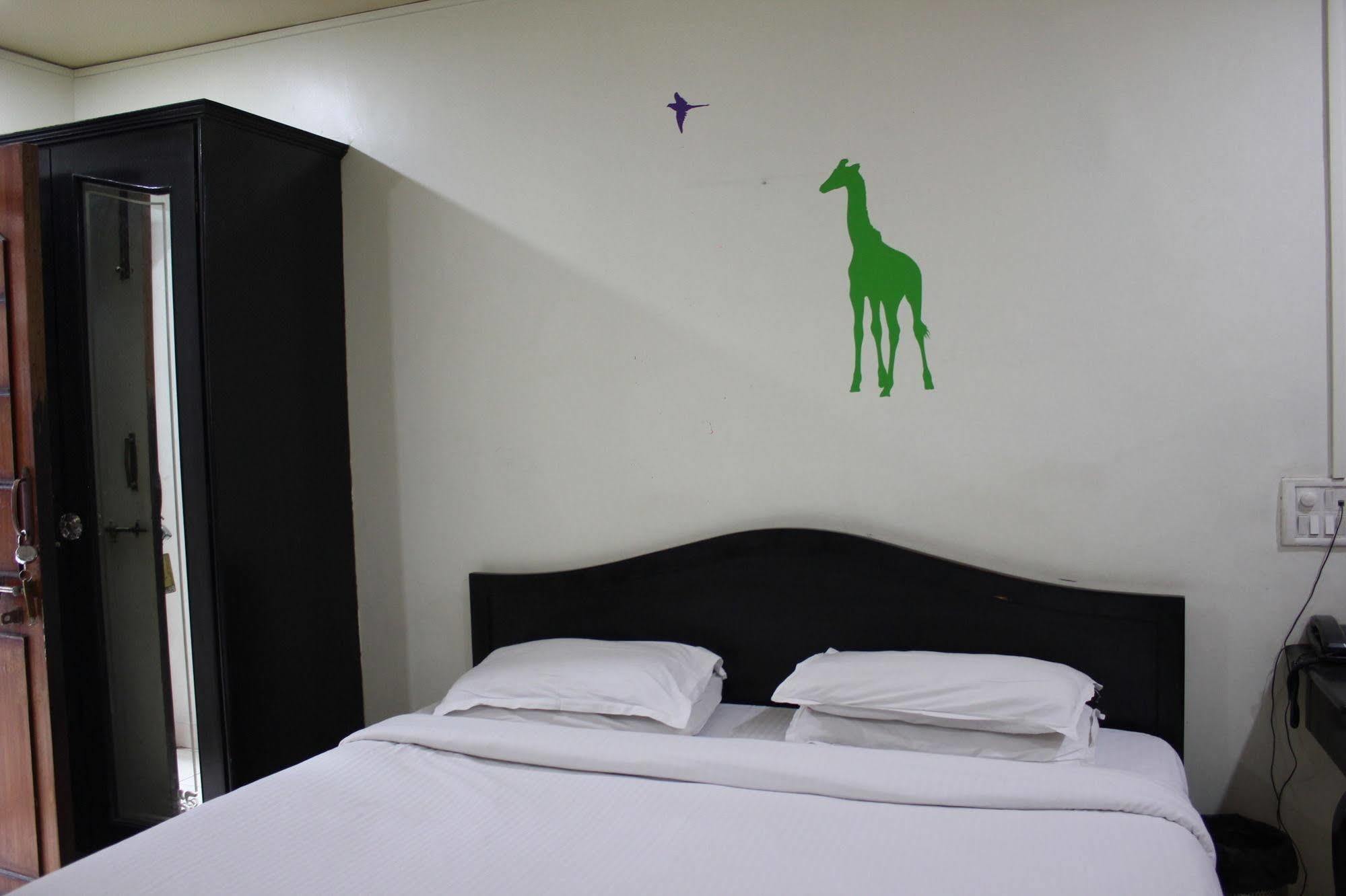 Hotel Ritz Pune Ngoại thất bức ảnh