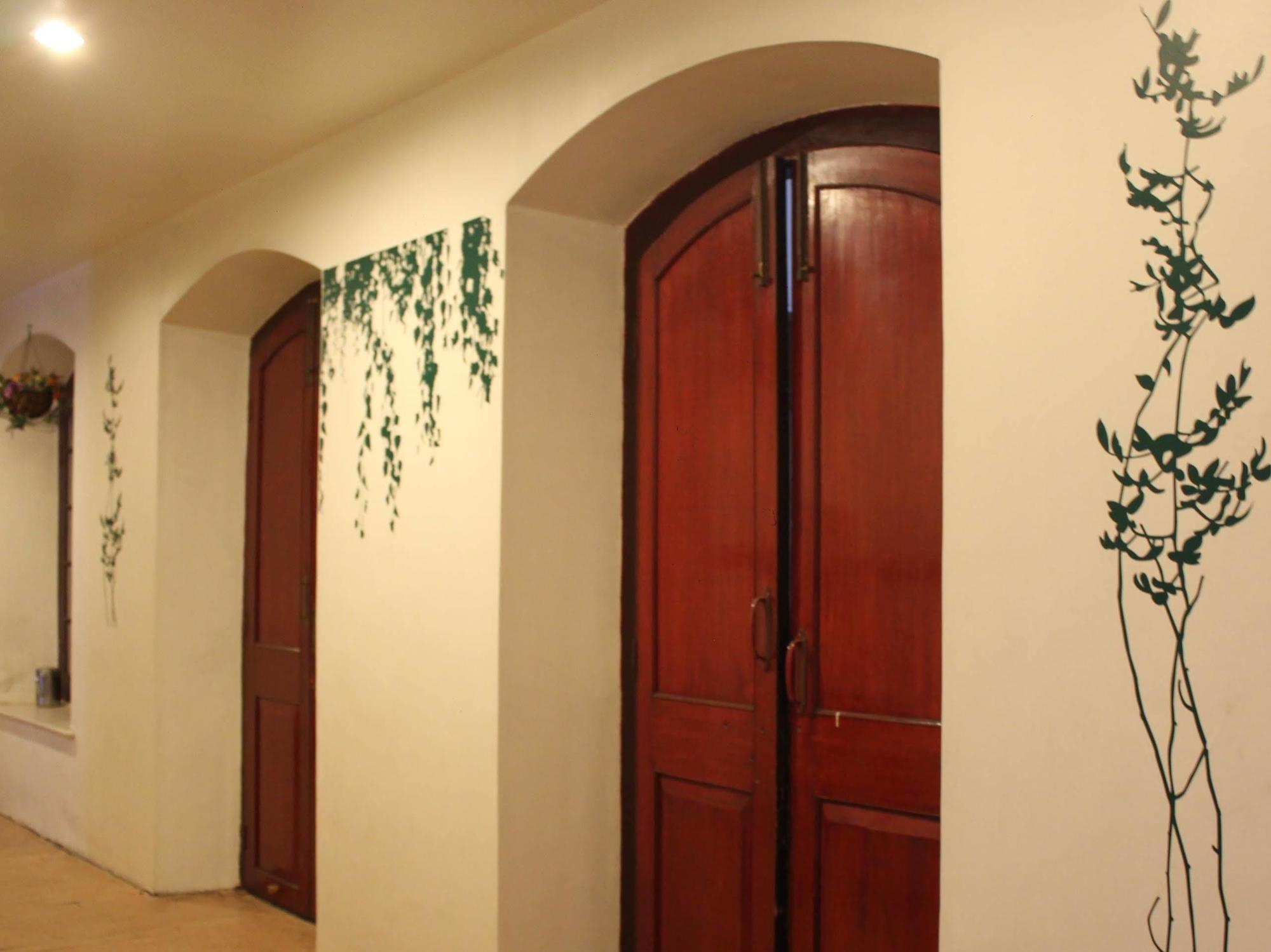 Hotel Ritz Pune Ngoại thất bức ảnh