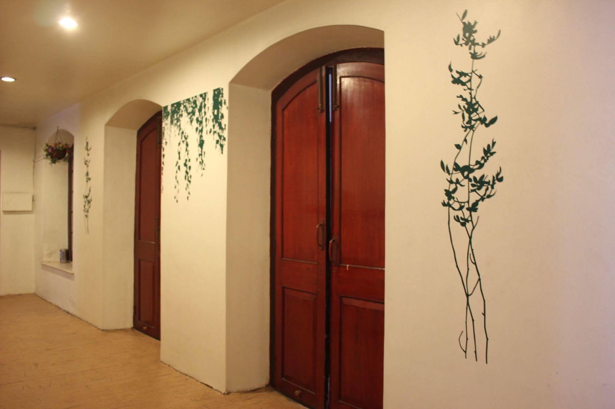 Hotel Ritz Pune Ngoại thất bức ảnh